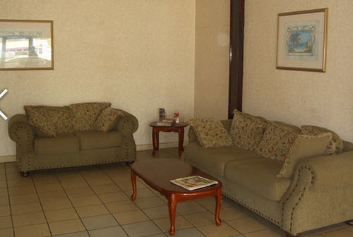 Oyo Hotel New Port Richey Gulf Beach Us 19 Экстерьер фото